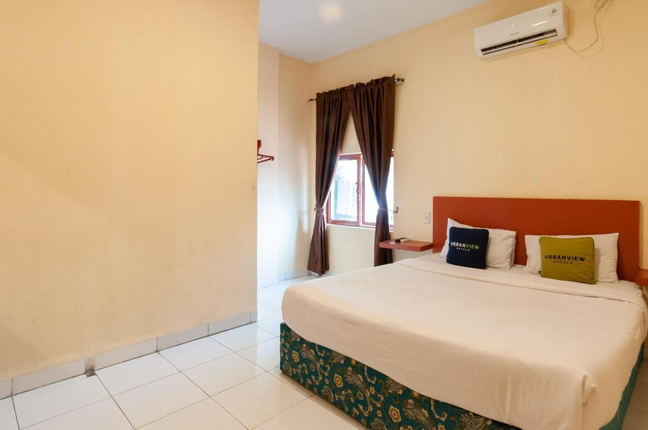 Urbanview Hotel Syariah Residence Medan By Reddoorz Exterior photo