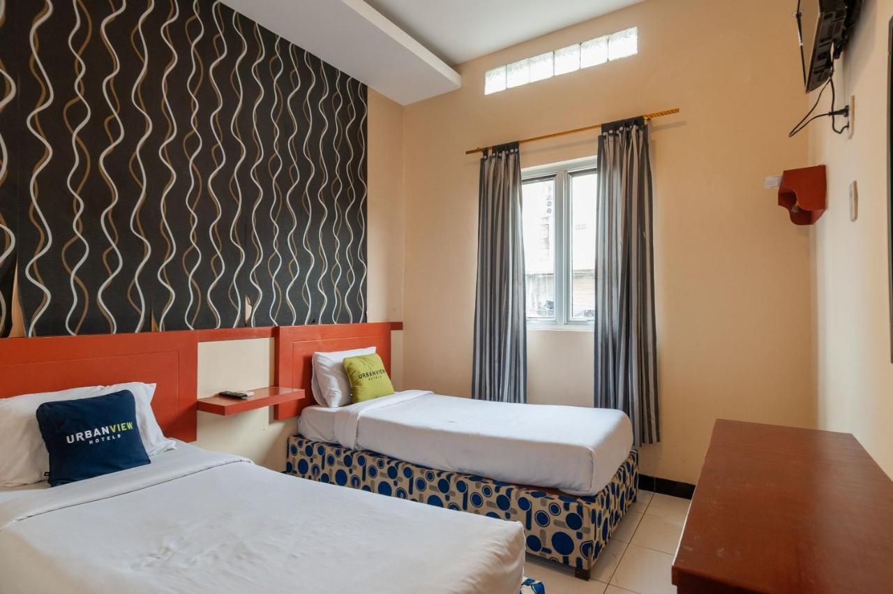 Urbanview Hotel Syariah Residence Medan By Reddoorz Exterior photo