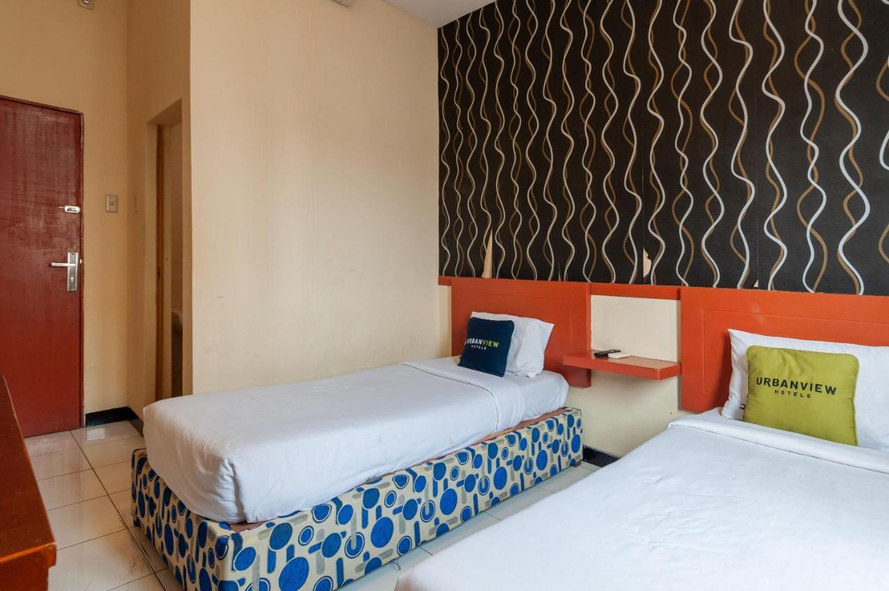 Urbanview Hotel Syariah Residence Medan By Reddoorz Exterior photo