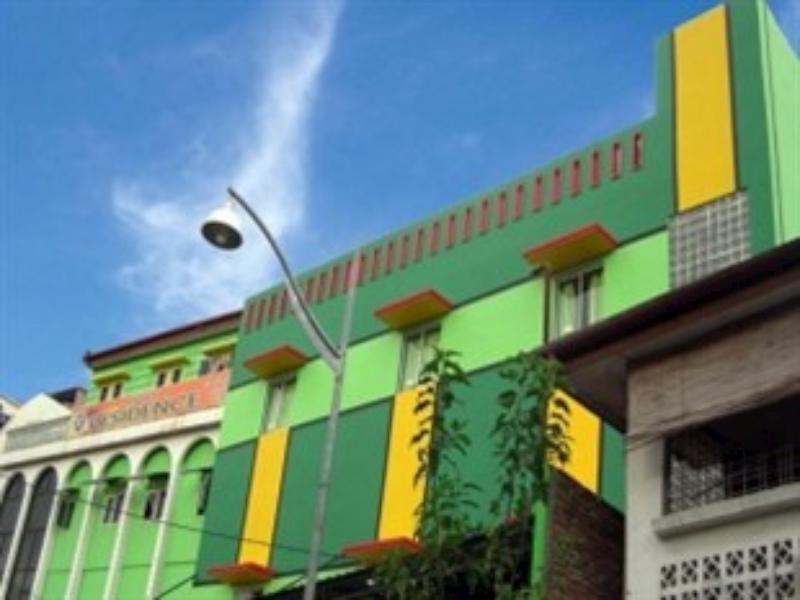 Urbanview Hotel Syariah Residence Medan By Reddoorz Exterior photo